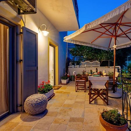Marilu'S, Paxos Port House Apartment ไกออส ภายนอก รูปภาพ
